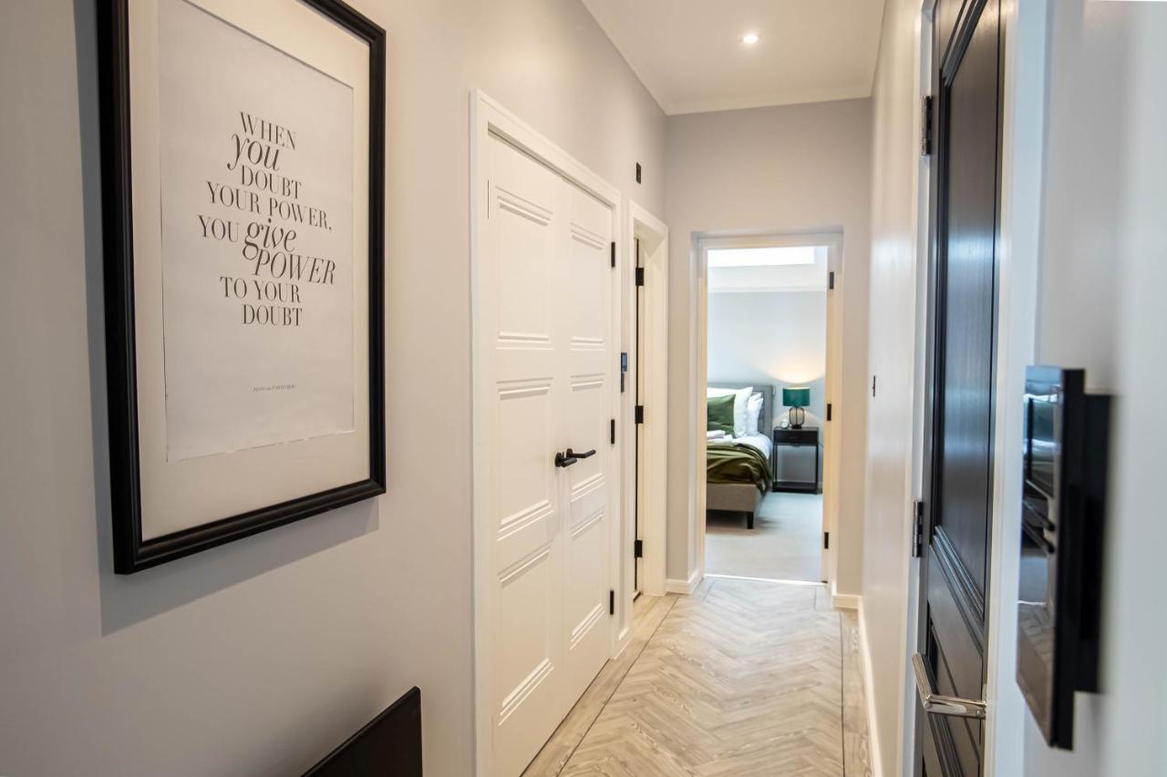 Modern & Chic One Bedroom Apartments In Fitzrovia By Sojo Stay Лондон Экстерьер фото
